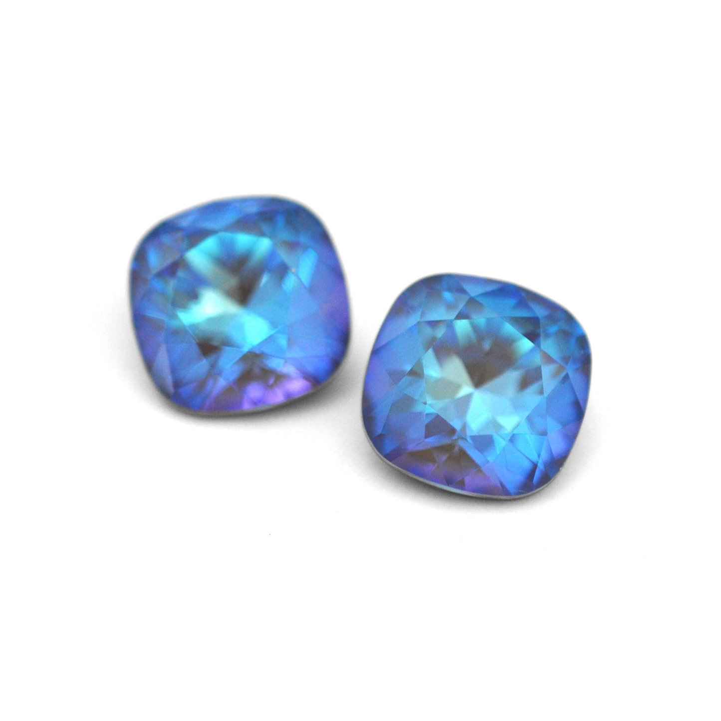 Cushion Square faceted Austrian crystal rhinestones in the color Army Green Delite displayed on a white background.