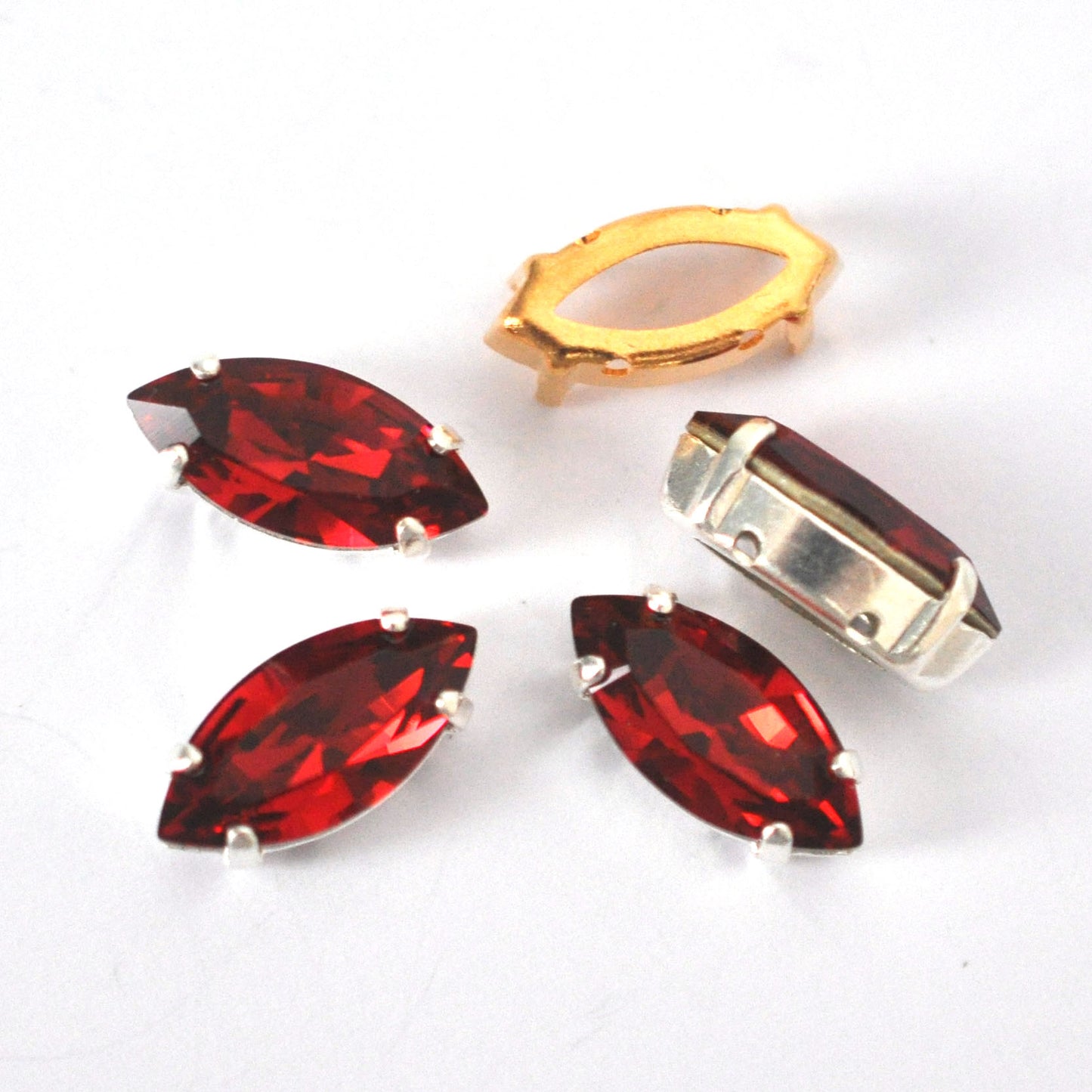 Scarlet 15x7mm Navette Sew On Crystals - 4 Pieces