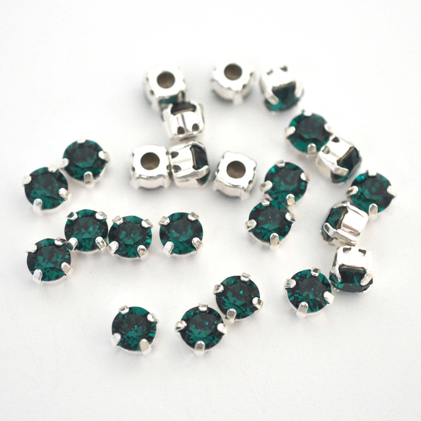 Emerald Sew On Set Barton Crystal Chaton Montees 6mm, 29ss