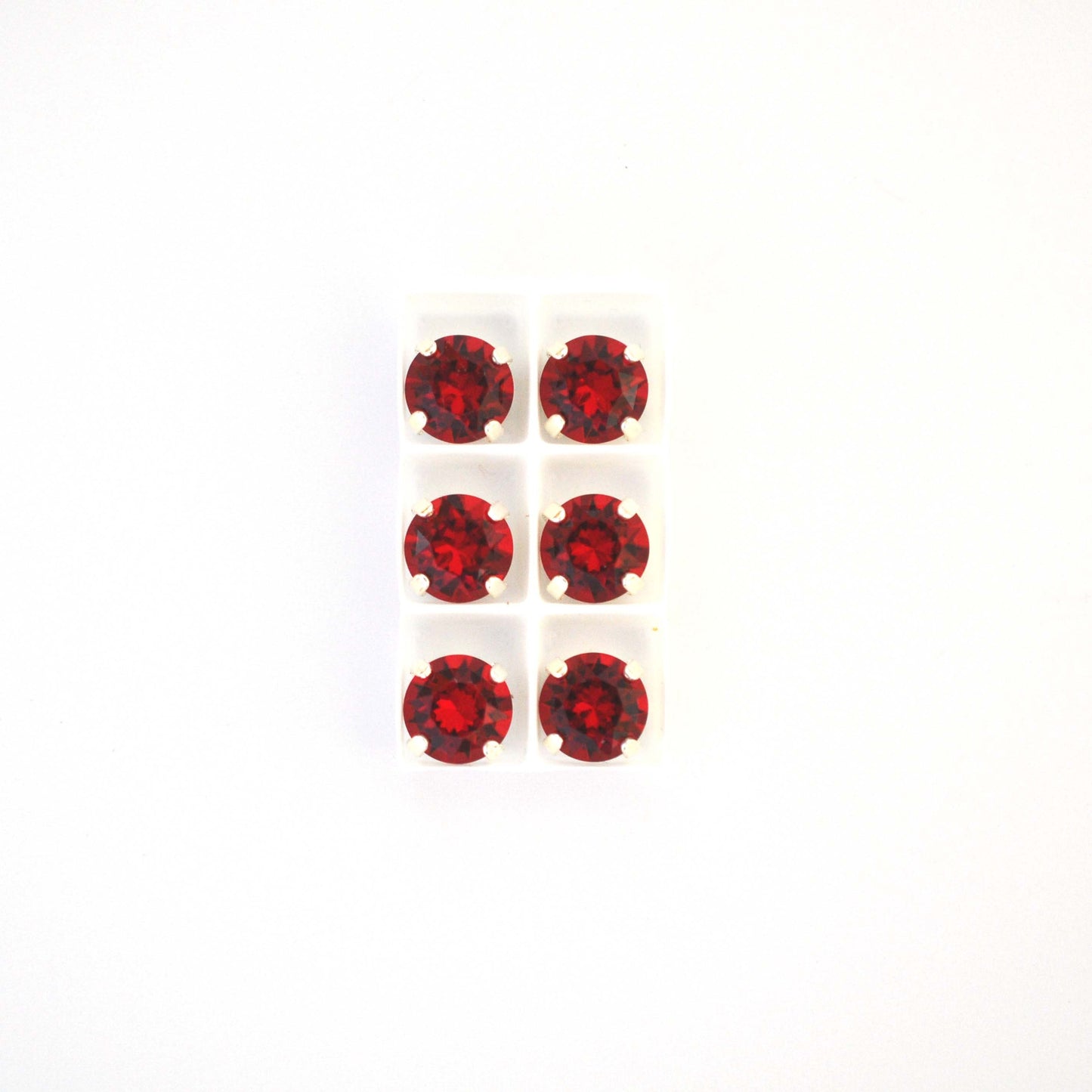 Siam Sew On Set Barton Crystal Chaton Montees 8mm, 39ss