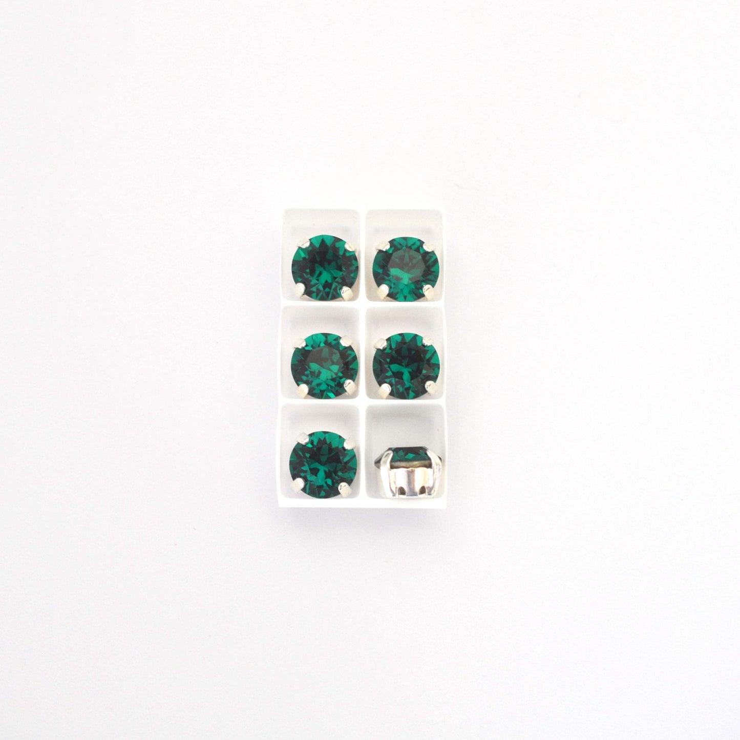 Emerald Sew On Set Barton Crystal Chaton Montees 8mm, 39ss