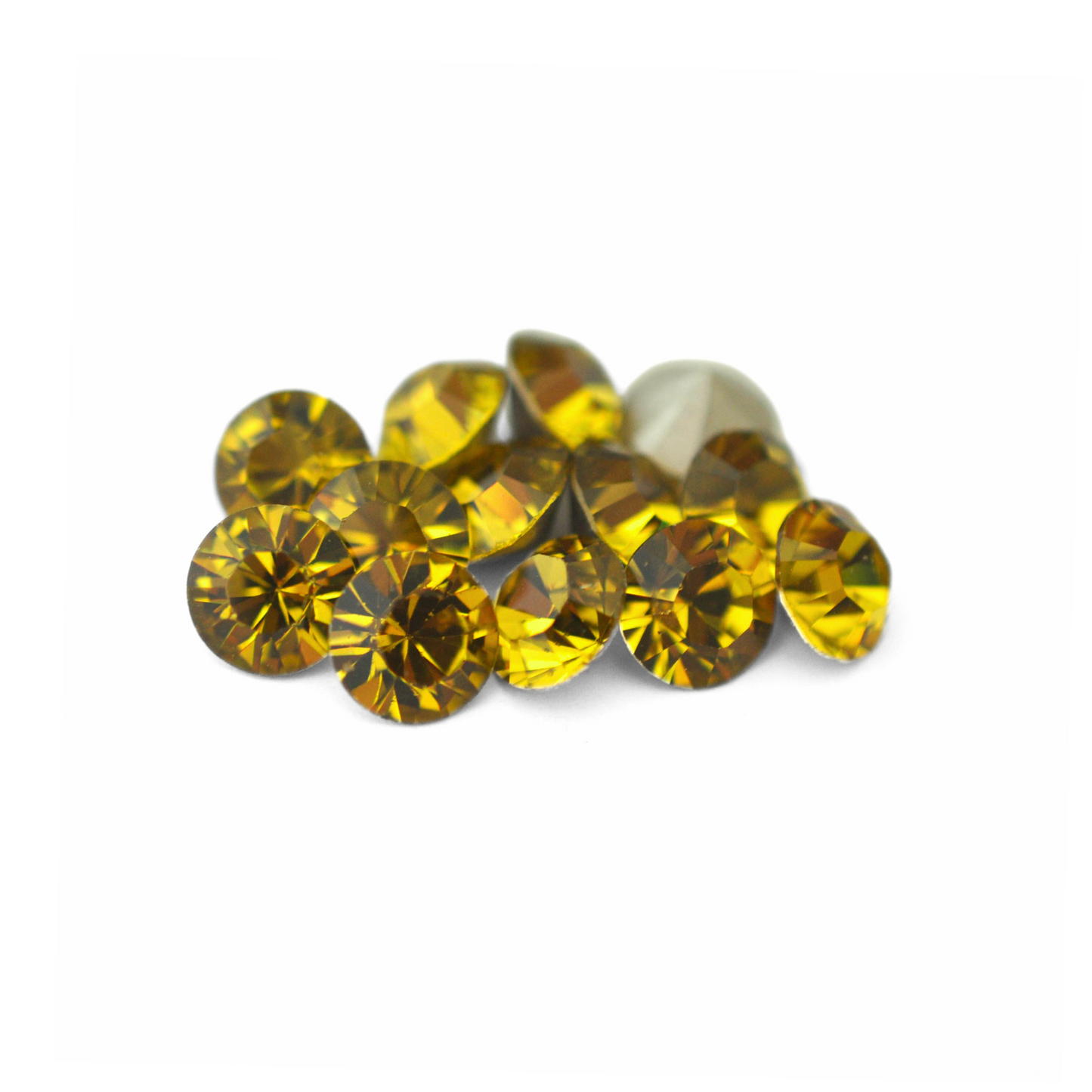 Round Austrian Crystal Article 1028 Chatons in the color Vintage Lime displayed on a white background. 