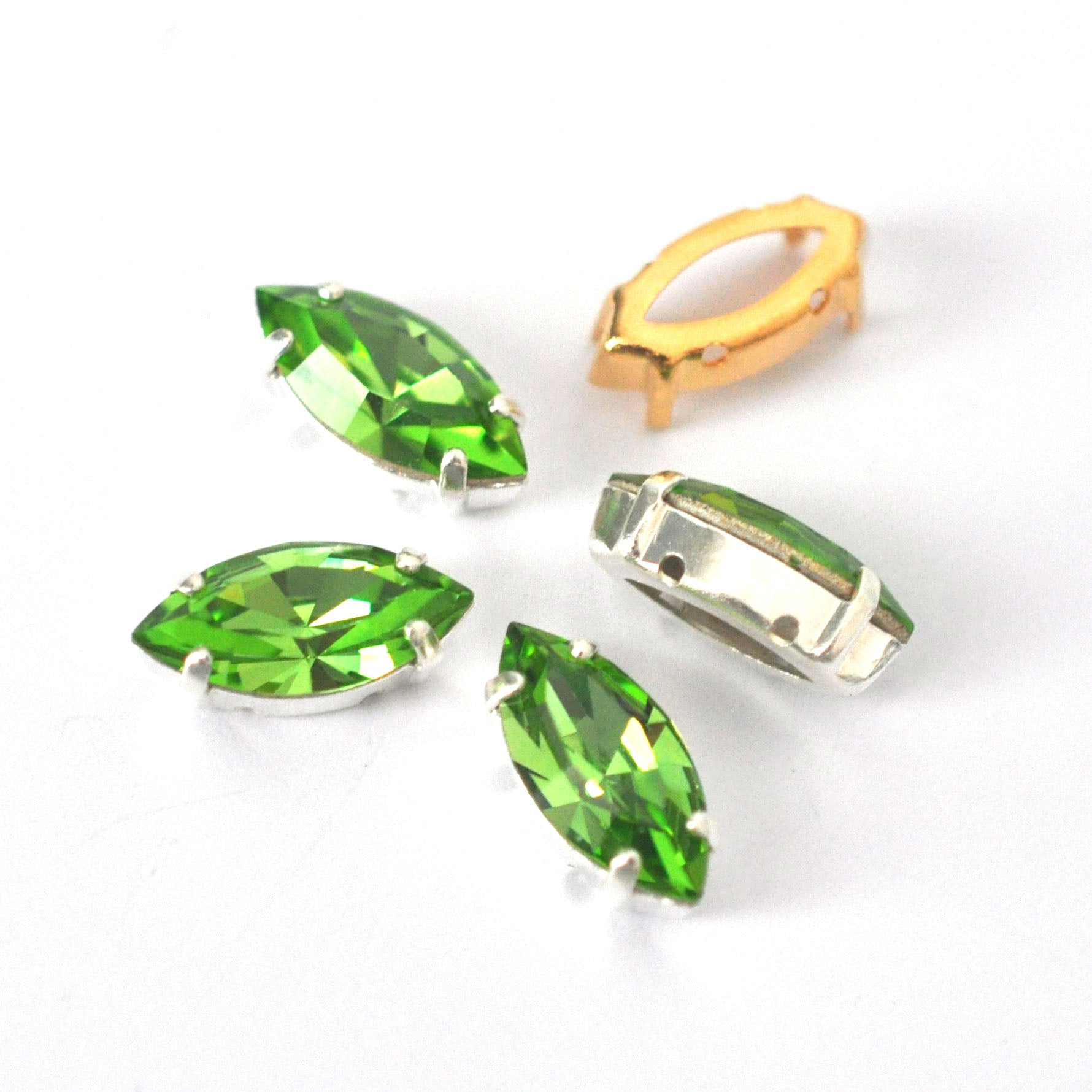 Peridot 15x7mm Navette Sew On Crystals - 4 Pieces