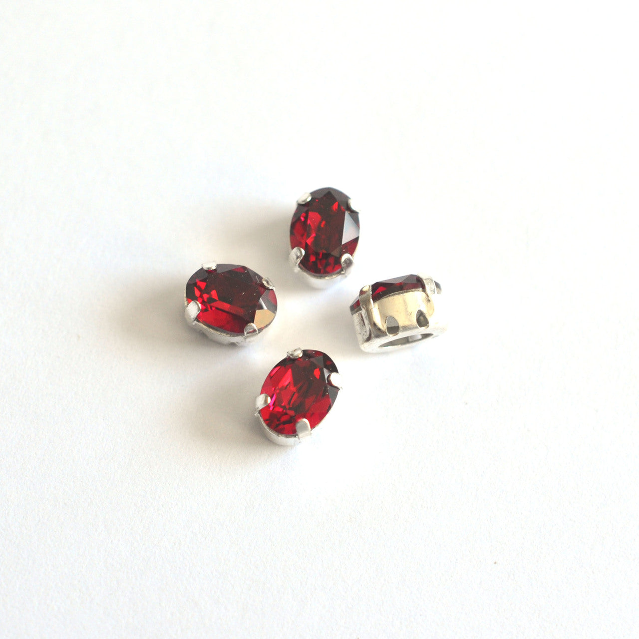 Ruby 8x6mm Sew On Set Ovals - 4 Pieces