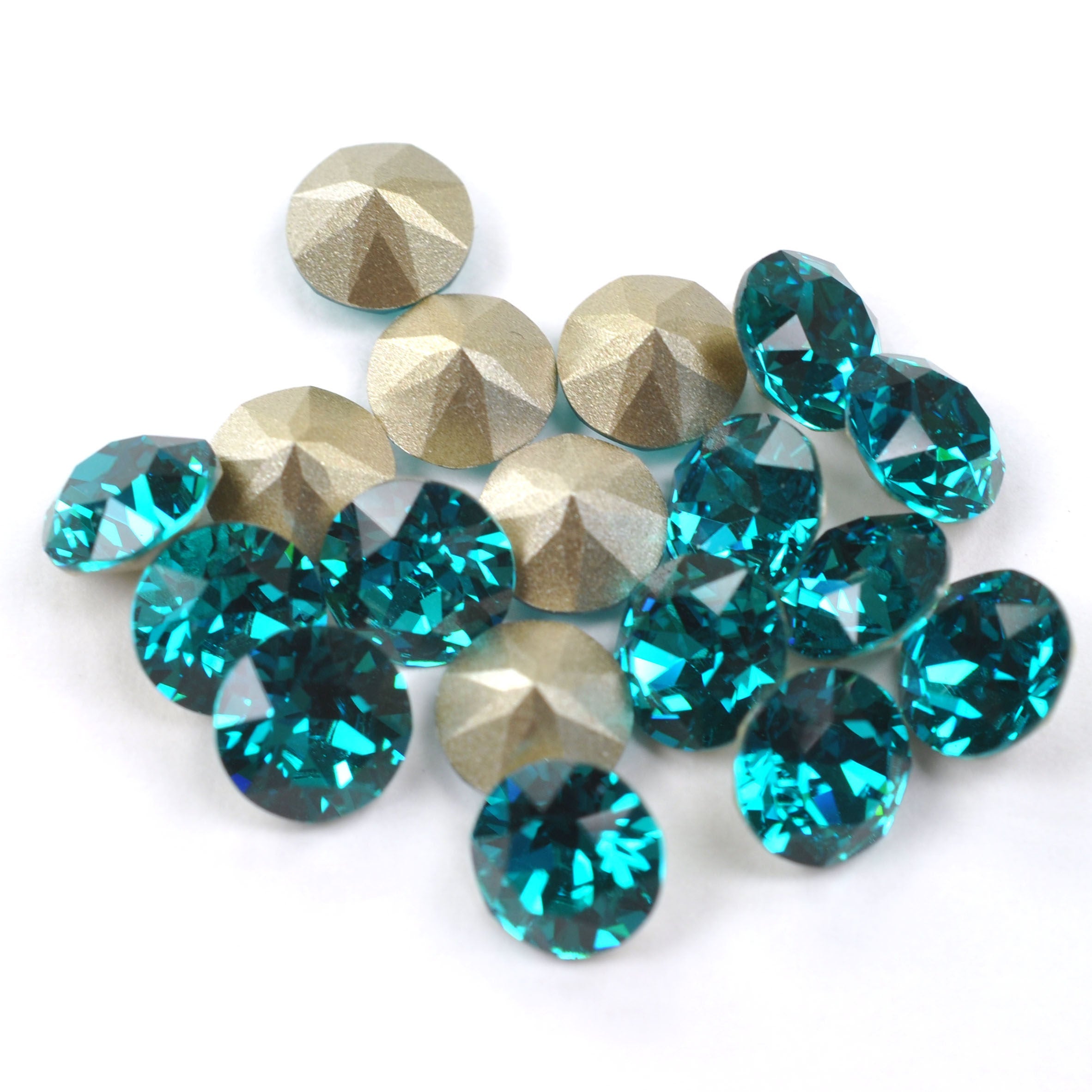 Blue Zircon 1088 Pointed Back Chaton Barton Crystal 39ss, 8mm