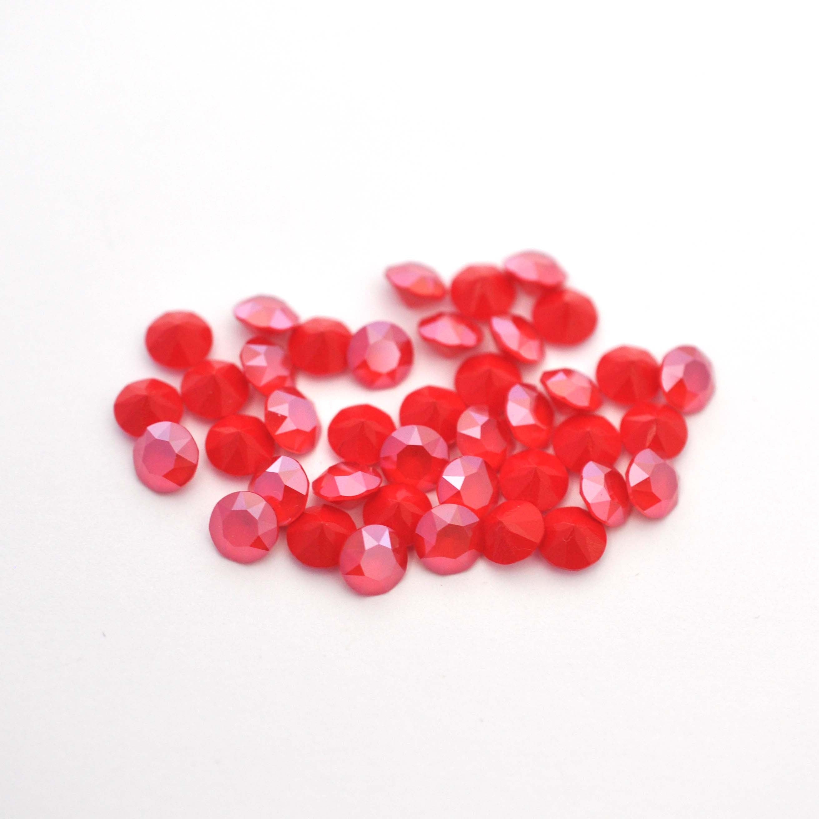Royal Red 1088 Pointed Back Chaton Barton Crystal 29ss, 6mm