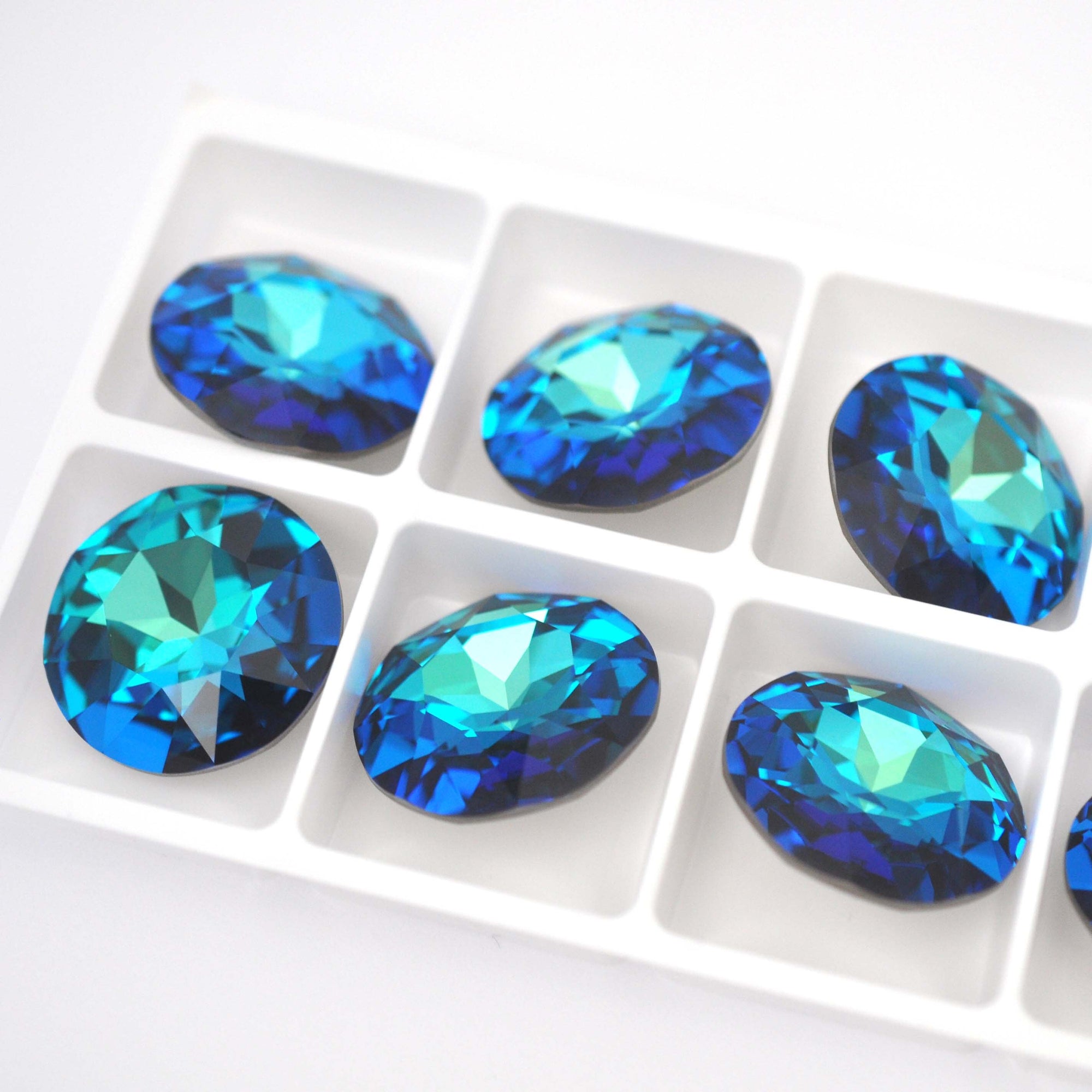 Bermuda Blue Round Fancy Stone 1201 Barton Crystal 27mm, 1 Crystal