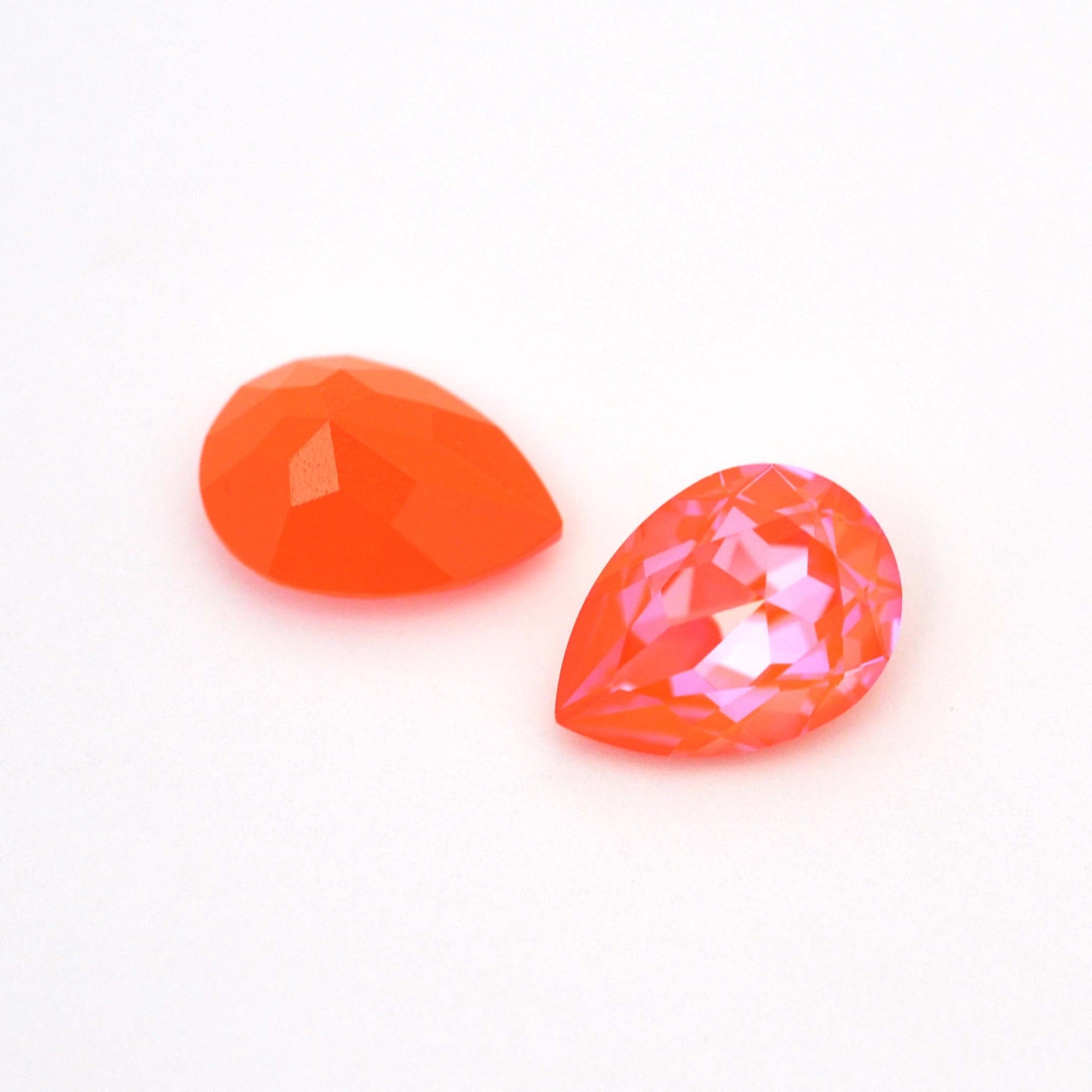 Orange Glow Delite Pear Shape 4320 Barton Crystal 18x13mm