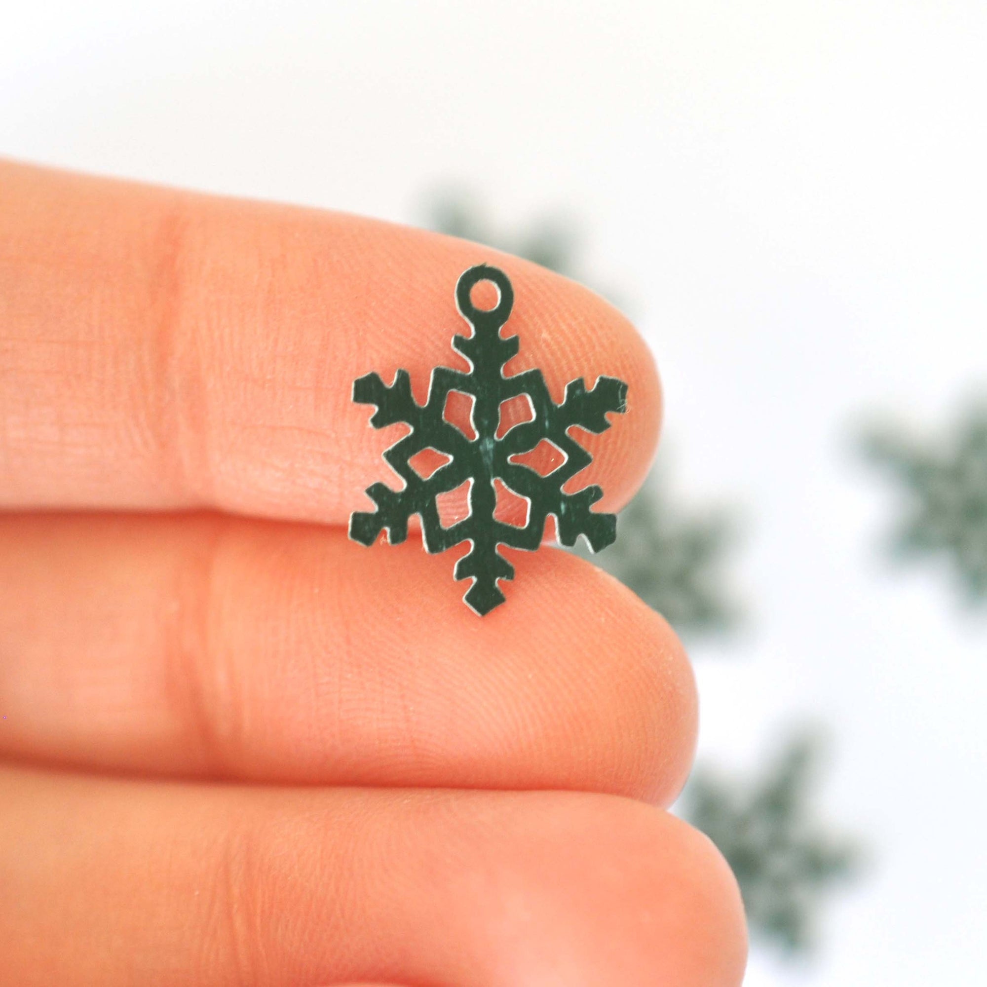 Forest Green Snowflake Metal Charm 17mm