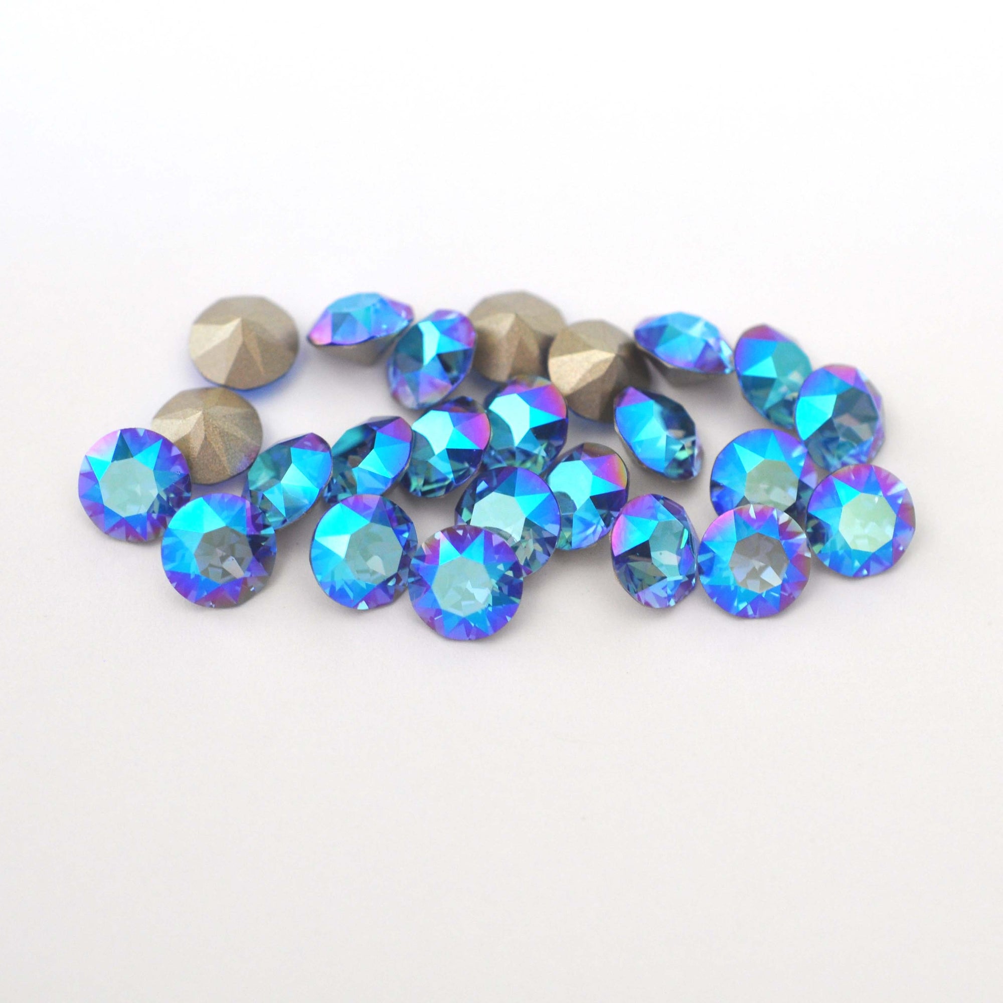 Sapphire Shimmer 1088 Pointed Back Chaton Barton Crystals 39ss, 8mm